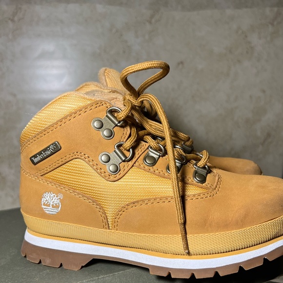 Timberlands - Picture 2 of 6
